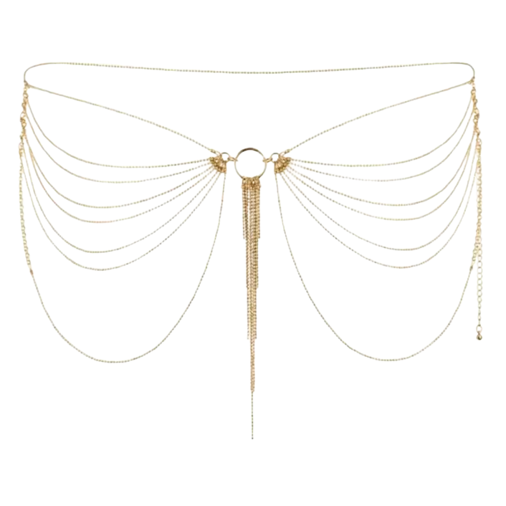 Ceinture chaîne aux tons dorés avec plusieurs brins superposés et un anneau circulaire central.